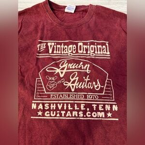Gruhn Guitars Maroon T-Shirt
Size Large
NWOT